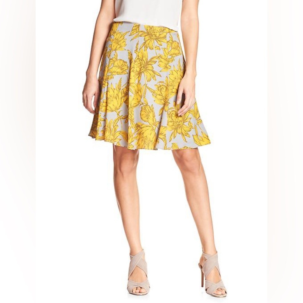 Banana Republic Flouncy Floral Skirt Gray Mustard Yellow Print Spring 2017 SZ 2
